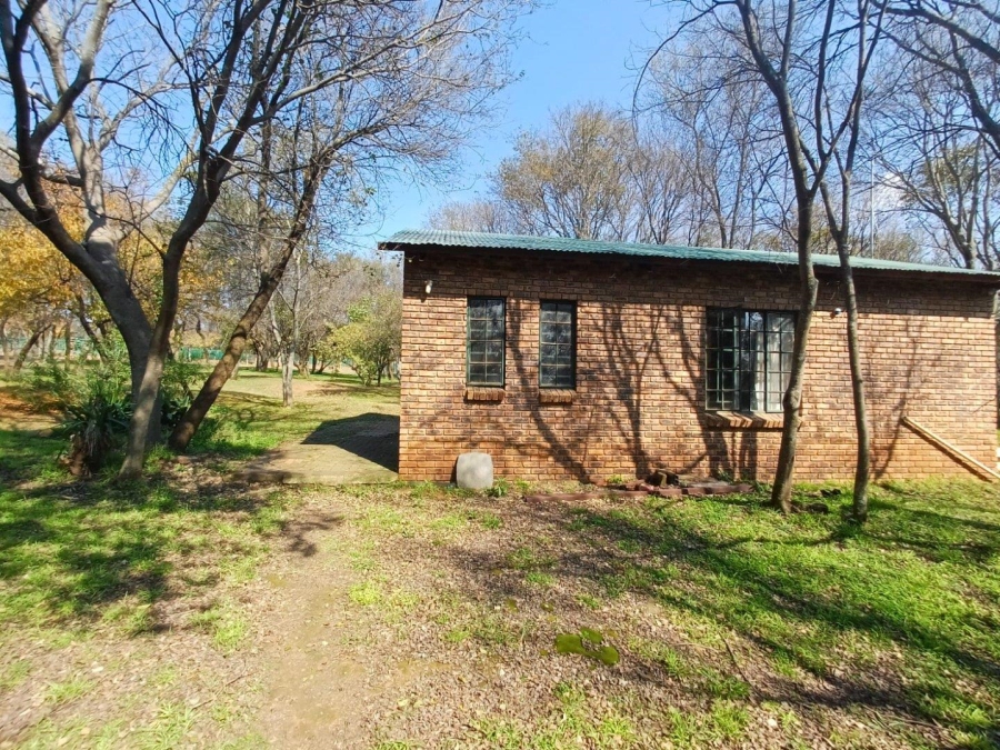 9 Bedroom Property for Sale in Willow Grange Free State